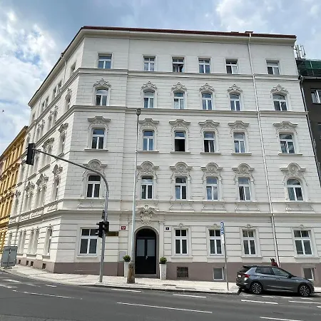 Figaro Suites-2